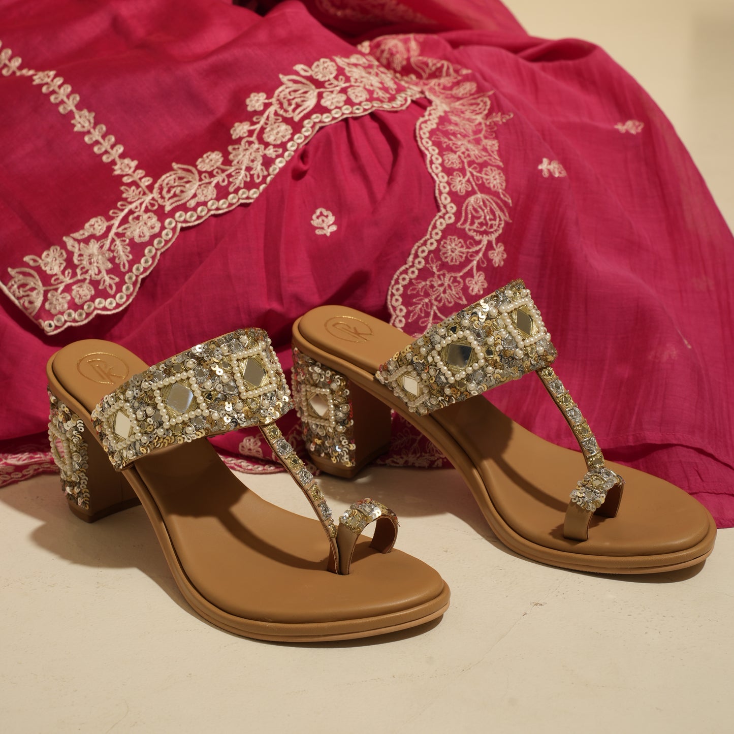 Sheesha Kolhapuri Heels