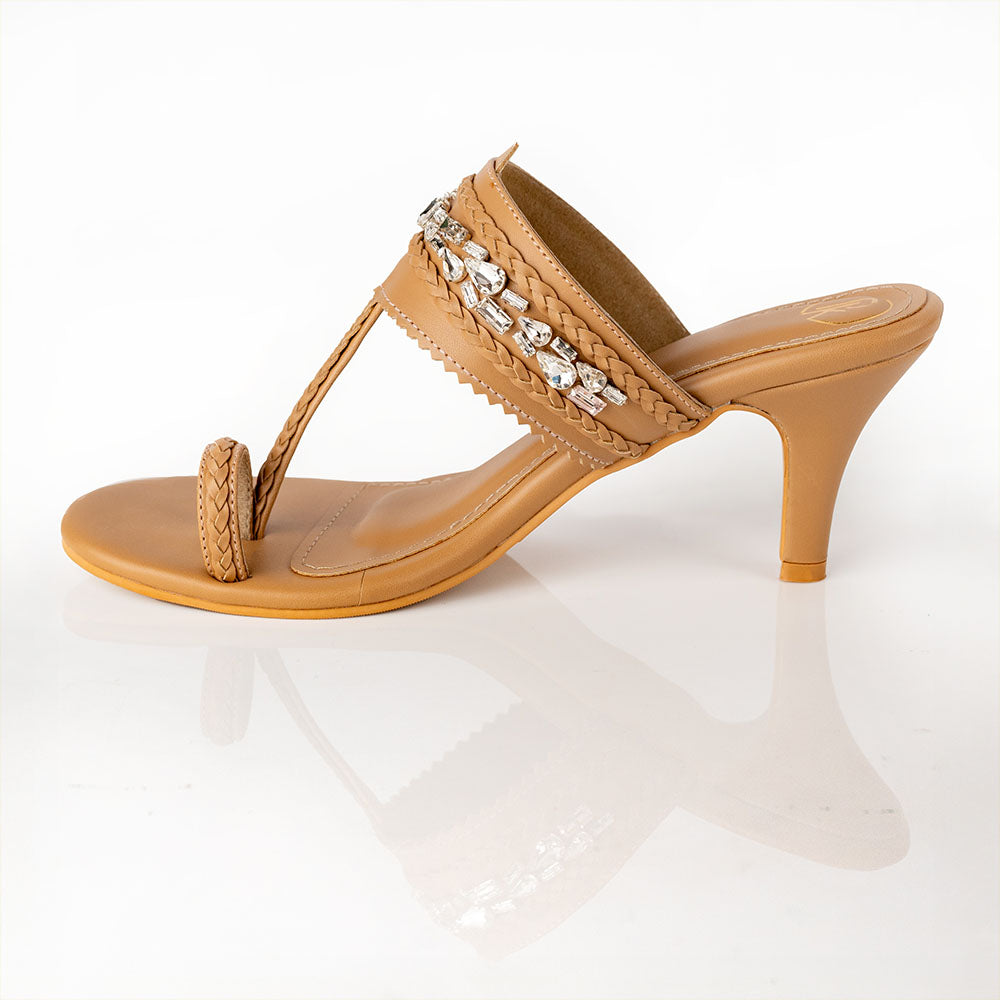Beige Embellished Kolhapuri Heels
