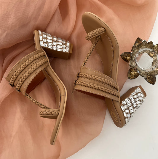 Aurum Kolhapuri Heels