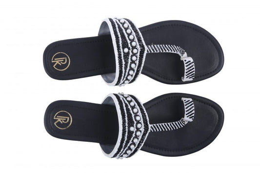 Monochrome Cutdana Kolhapuri Flats
