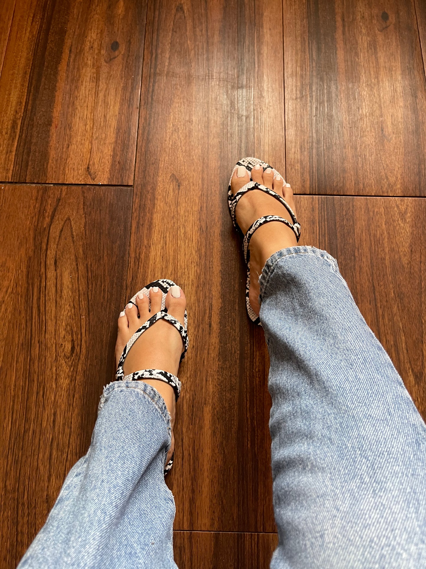 Greek Strap Flats