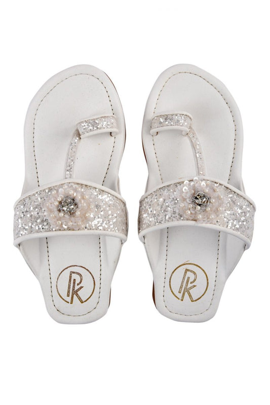 Elsa Kolhapuris Flats