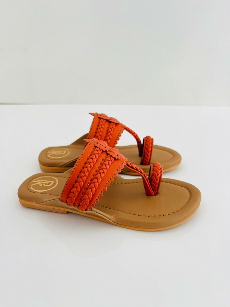 Ortan Color Block Kolhapuri