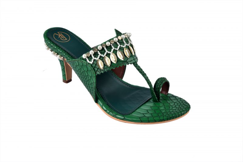 GREEN TEXTURED EMBOIDERED HEELS