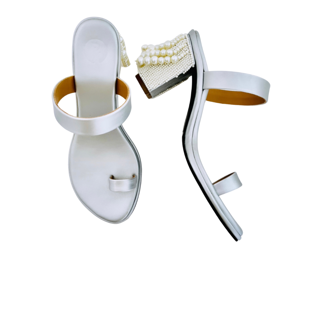 Aria Heels