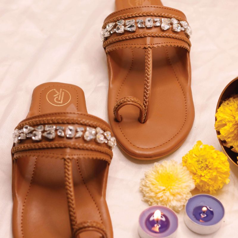 Embellished Kolhapuri Flats