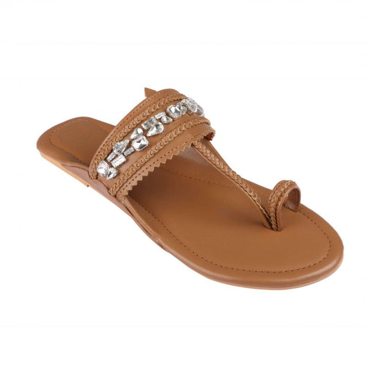 Embellished Kolhapuri Flats