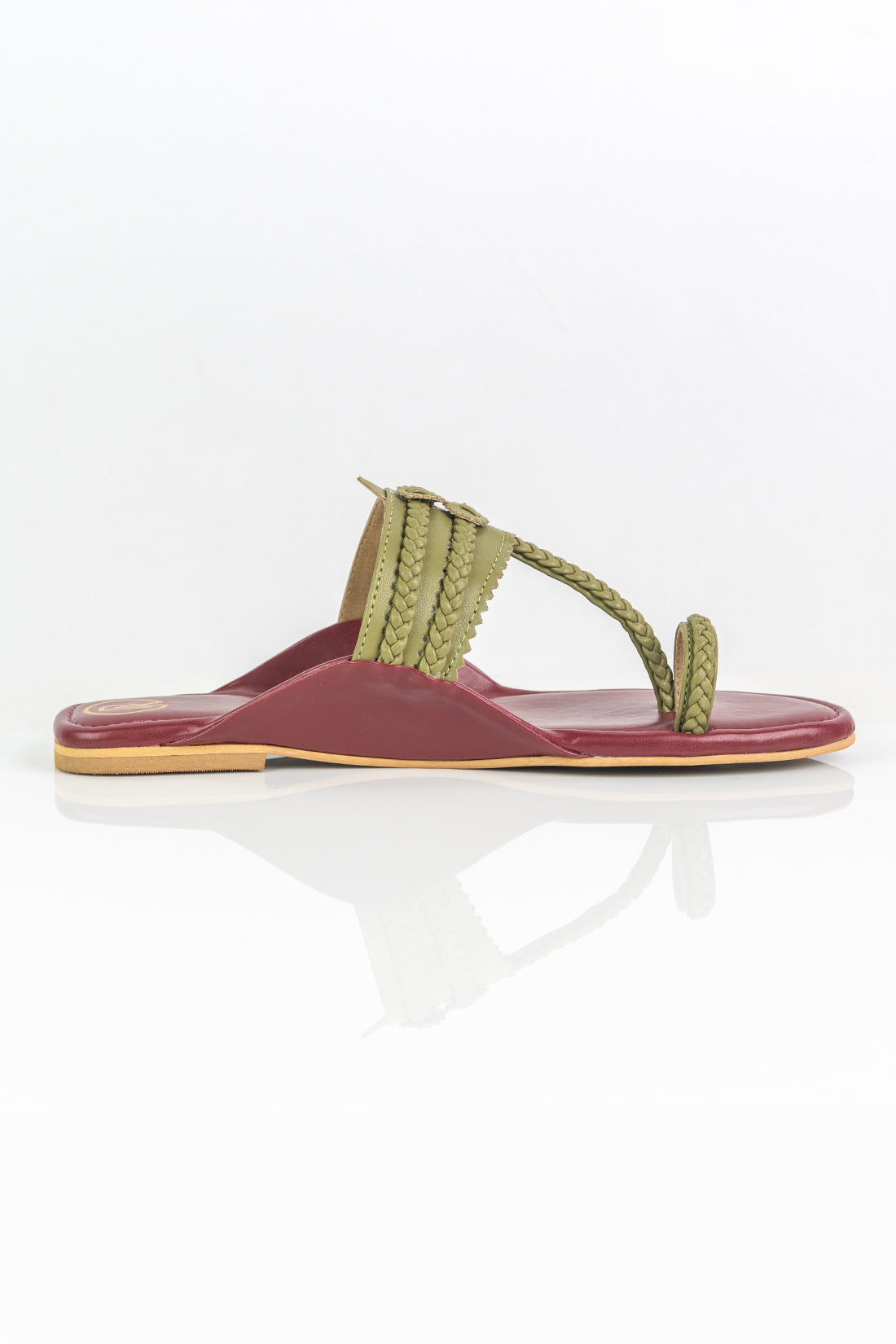 Maroon color block Kolhapuri