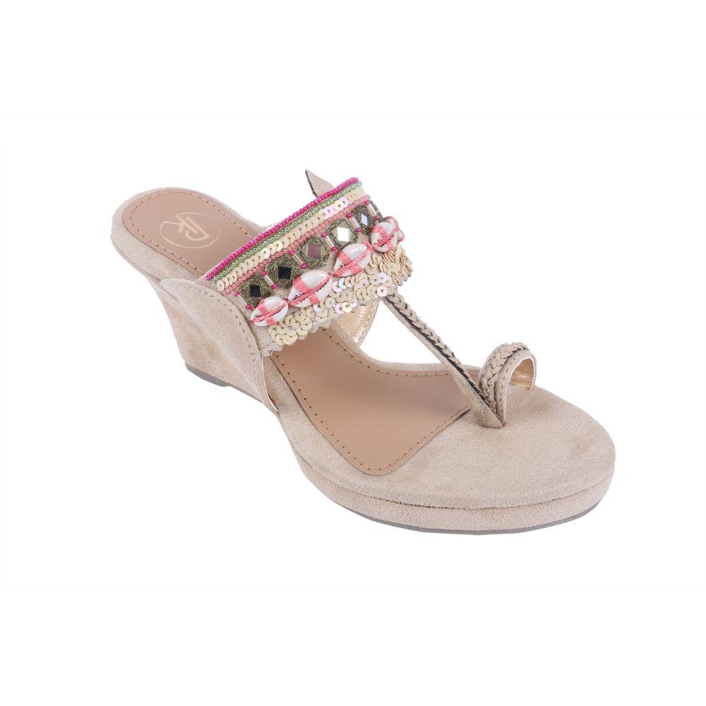 Cowrie Kolhapuri Wedges