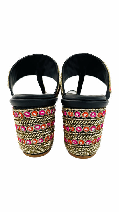Aaina Kolhapuri Heels