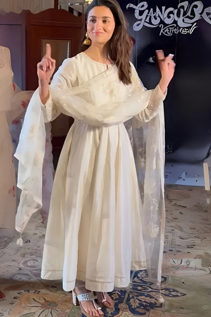 Sheesha Cream Kolhapuri Block Heels