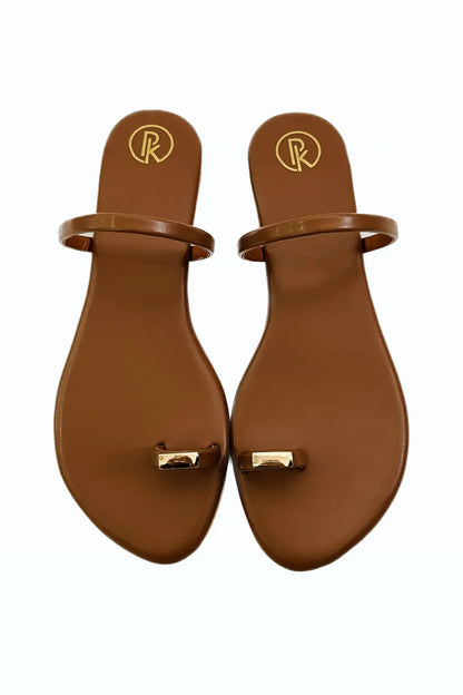 Tan Minimal Flats