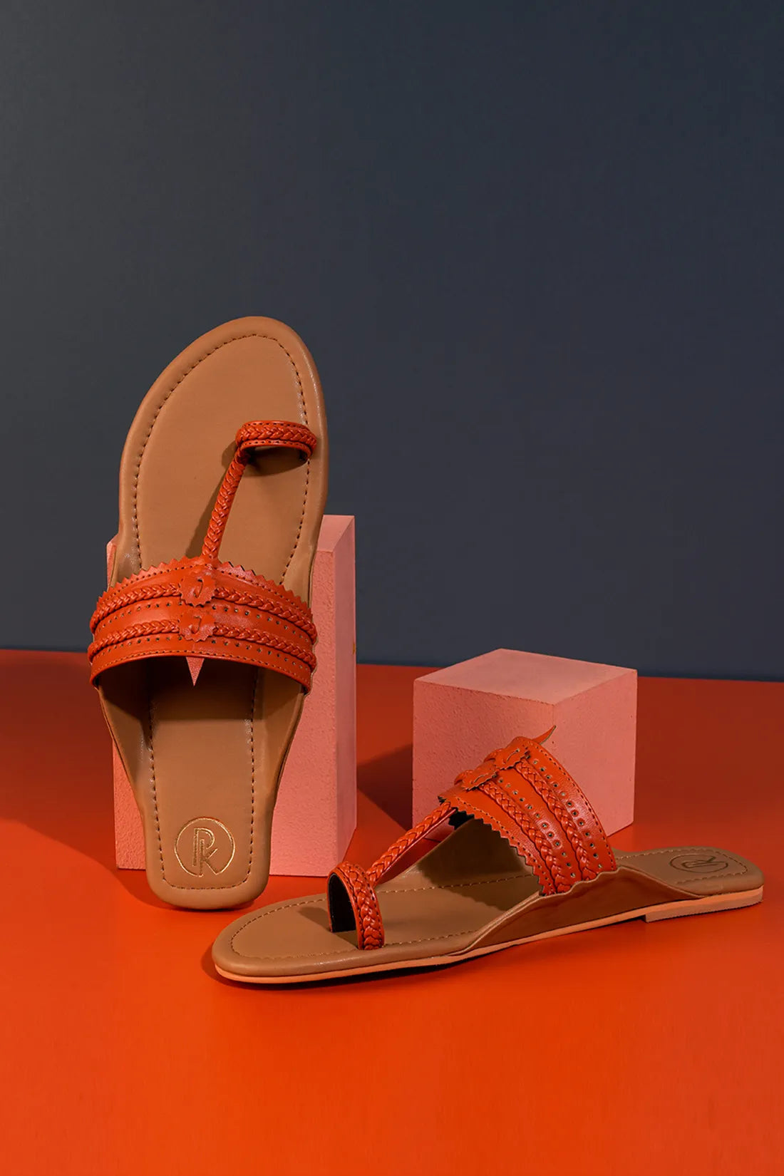 Ortan Color Block Kolhapuri