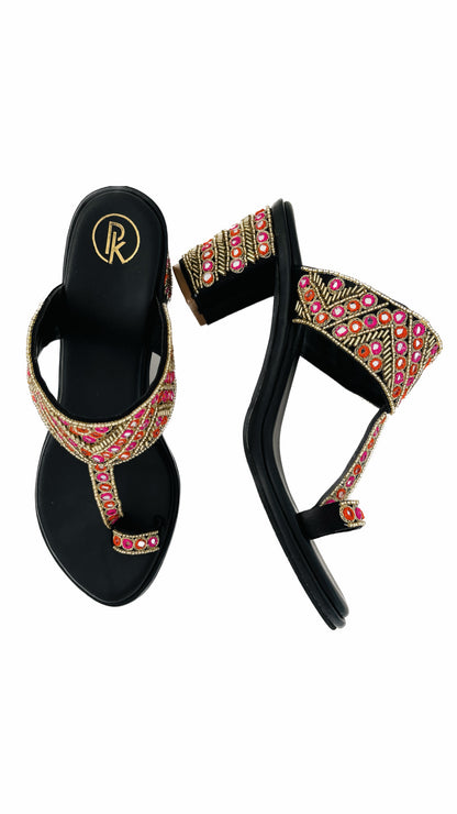 Aaina Kolhapuri Heels