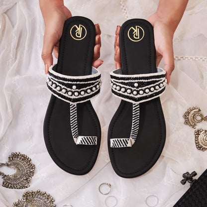 Monochrome Cutdana Kolhapuri Flats
