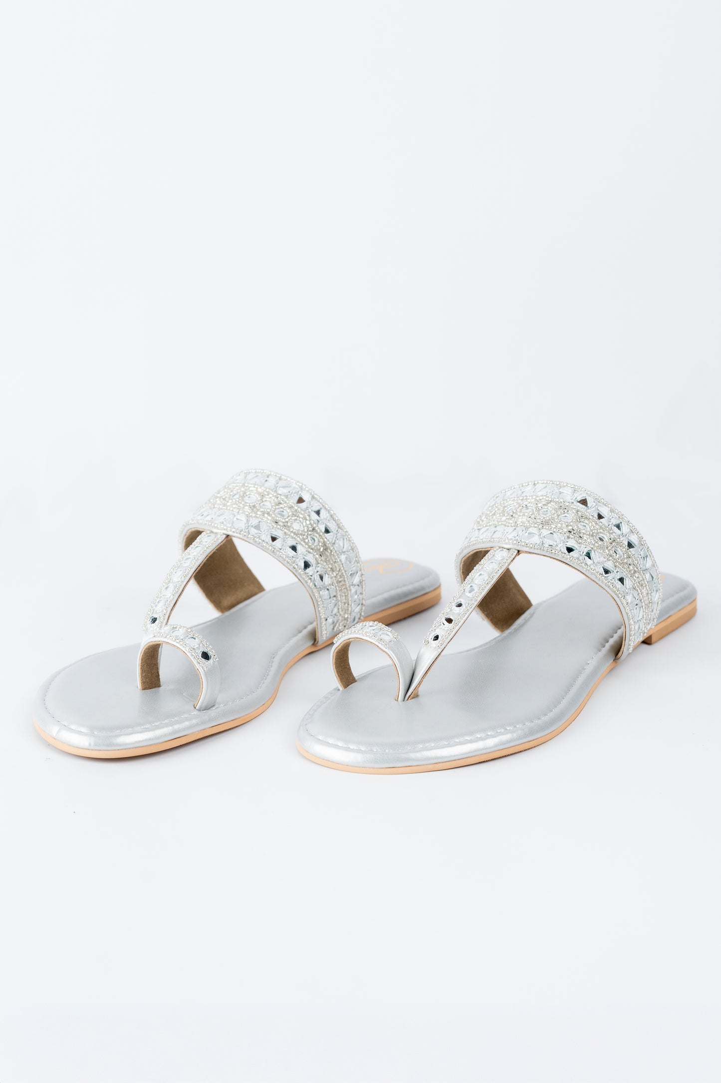 Dull Silver Sheesha Kolhapuri Flats