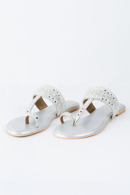 Dull Silver Sheesha Kolhapuri Flats