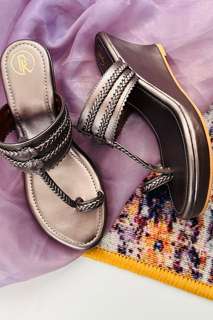 Metallic Grey Kolhapuri Wedges