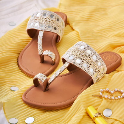 Shisha Cream Kolhapuri Flats