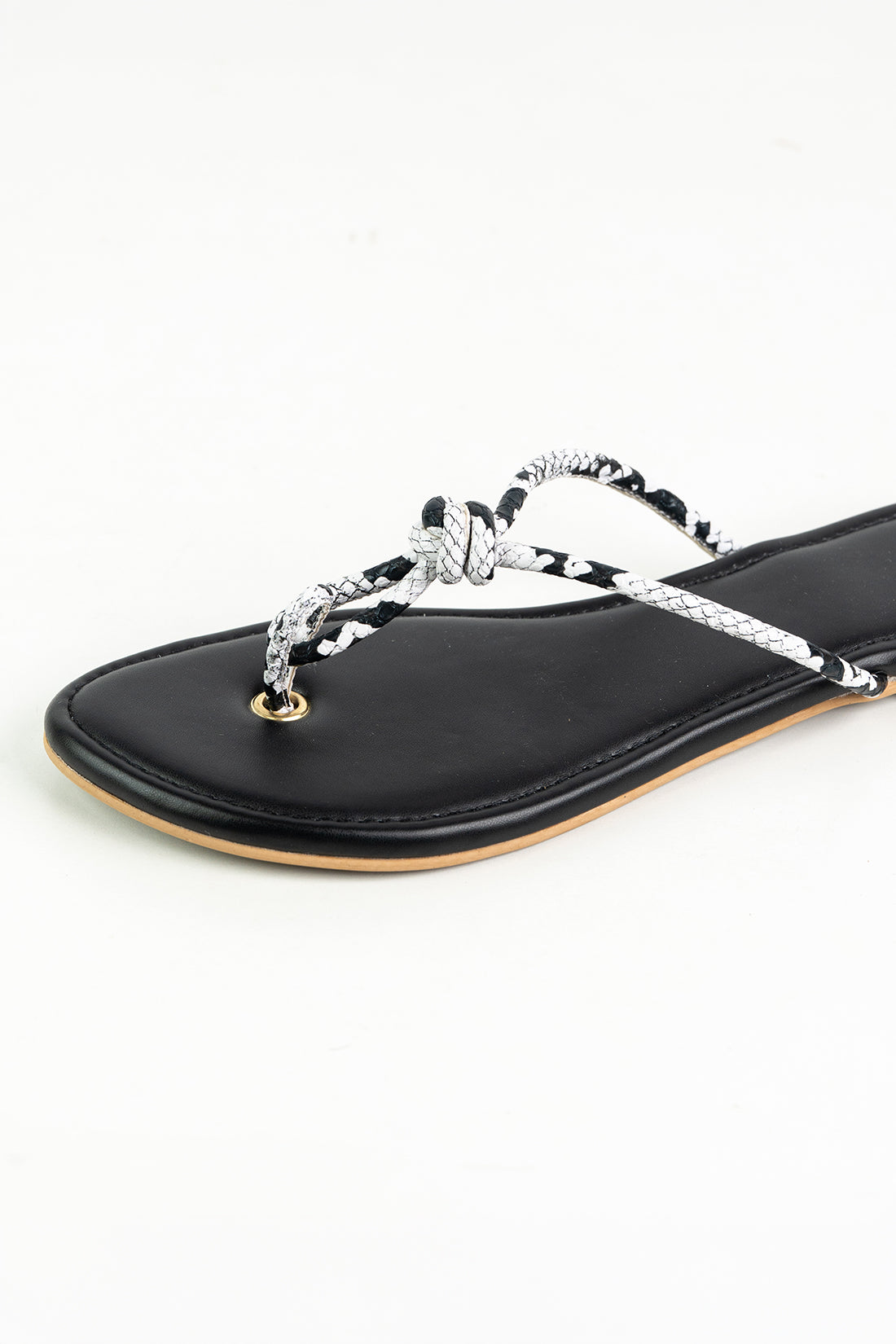 Safari Flats - White & Black